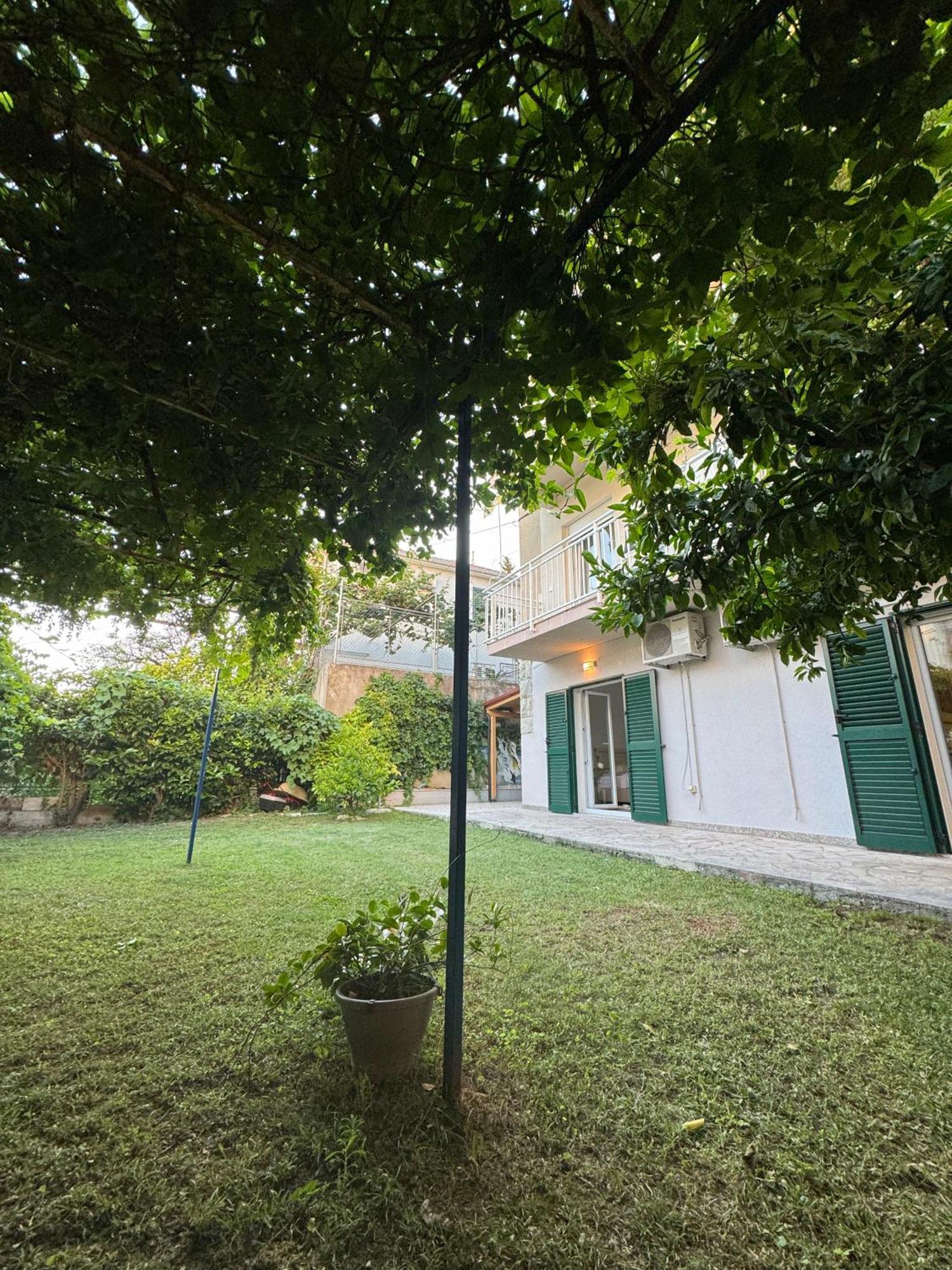 Valentinas Garden Split Exterior foto